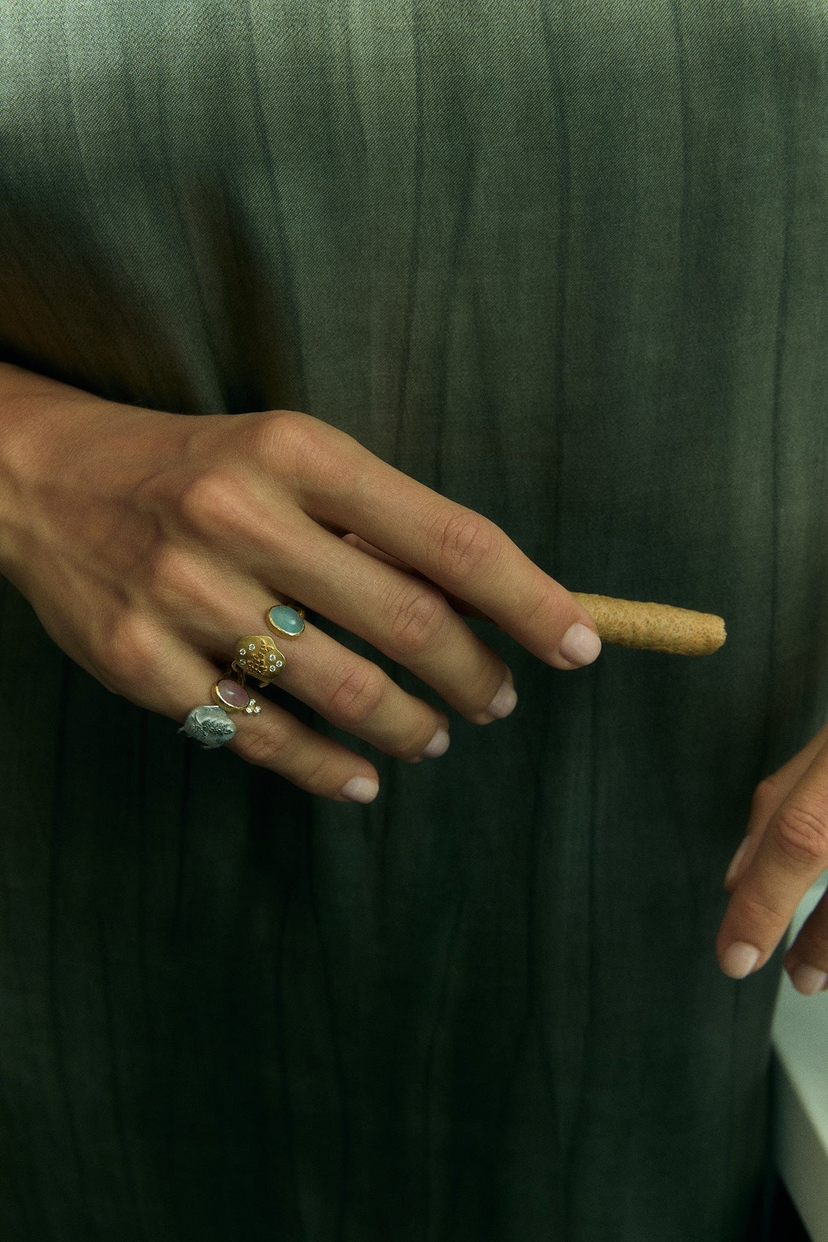 Toi & Moi Zodiac Ring — Queen · Half Gold–Half Silver