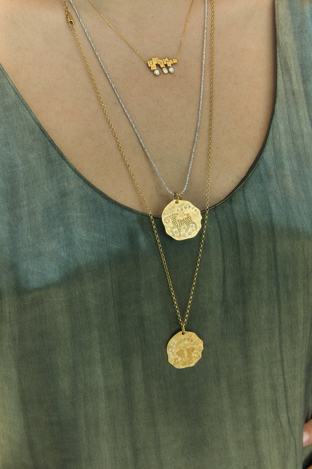 Zodiac Medallion Necklace — Large · 14k Gold